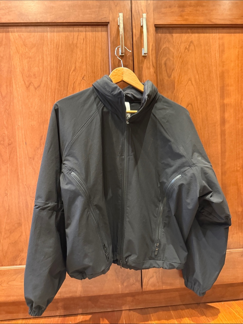 Women's Black Zip-Up Lightweight Jacket